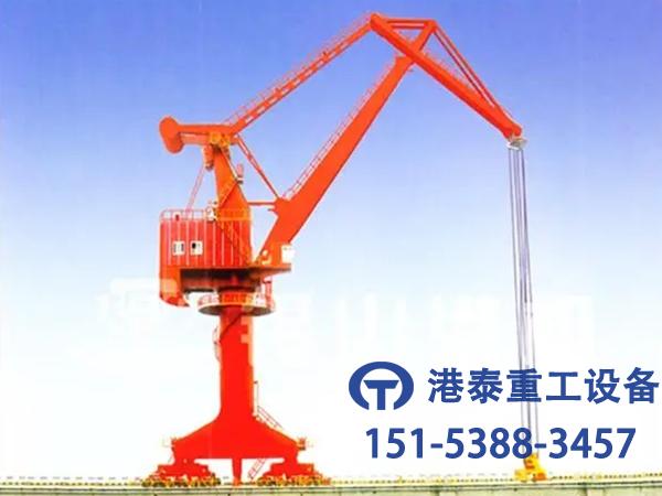 山東青島門座式起重機銷售廠家設備的作業特點