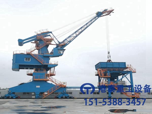河南港泰門座式起重機(jī)銷售廠家設(shè)備結(jié)構(gòu)緊湊，體積小