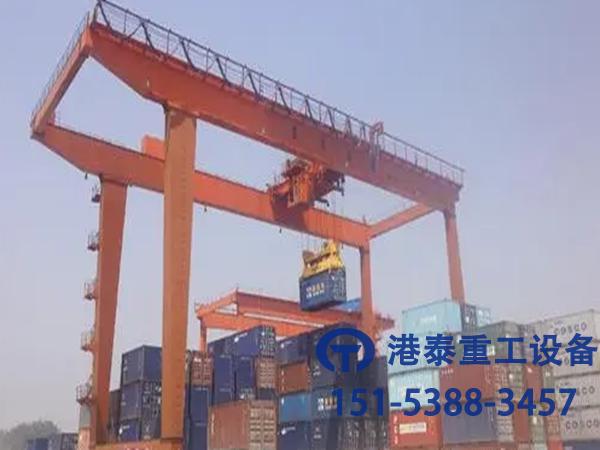 廣西貴港集裝箱門式起重機(jī)廠家設(shè)備結(jié)構(gòu)簡單