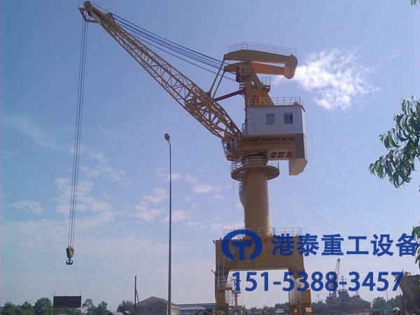 山東威海門座式起重機(jī)生產(chǎn)廠家設(shè)備重量輕、強(qiáng)度高