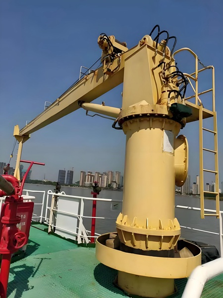 [船用起重機]