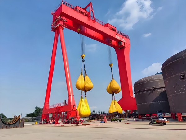 遼寧撫順造船門式起重機廠家船用龍門吊核心功能